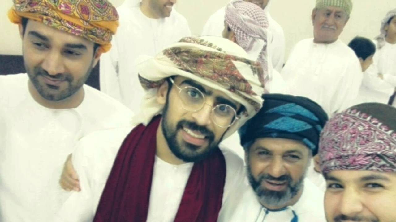 سور العبري الحنوبية تحتفل بتتويج الشاعر جمال الملا