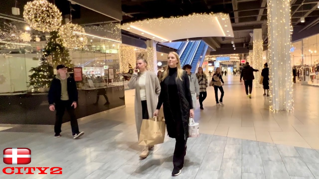 4K City2 walk🇩🇰Oldest shopping mall in Denmark, Black Friday2021, Christmas decoration #HDR