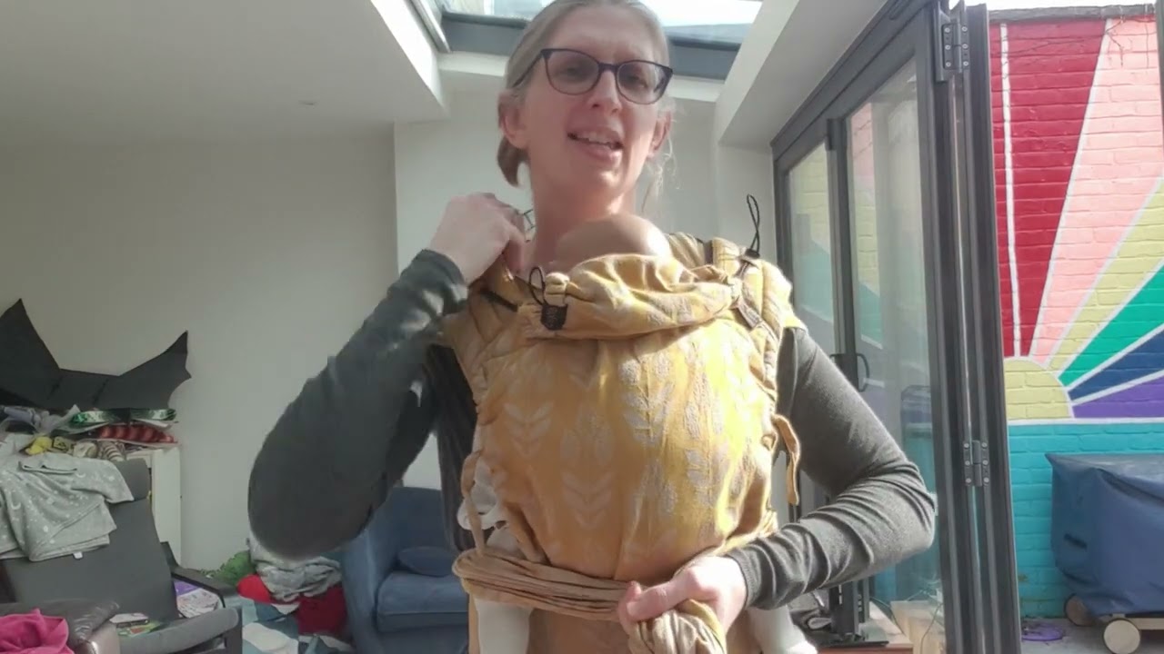 Front carry with a Neko Half Buckle carrier, including how to adjust for a newborn