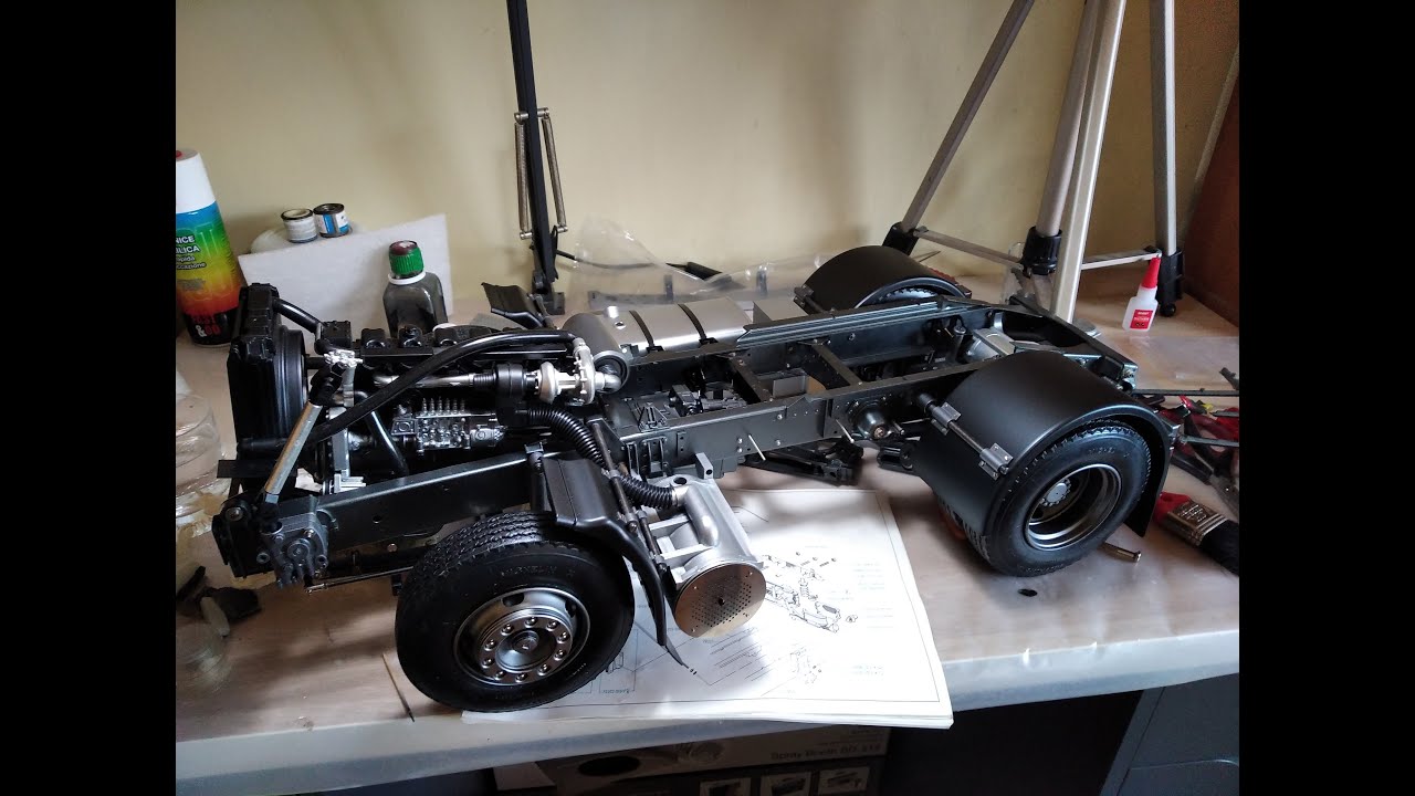 1/8 Pocher Volvo F12 Intercooler Part 2