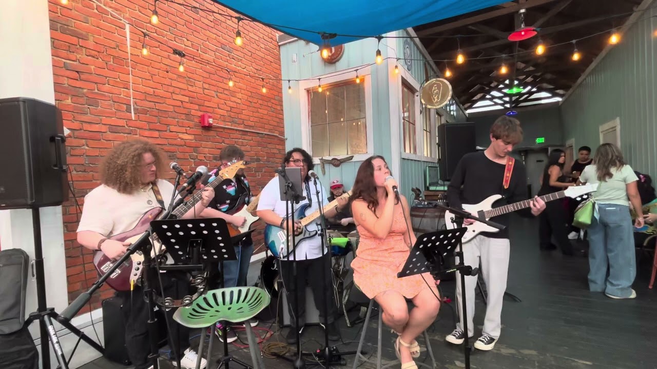 Kingston (Live) - headlocked. (Live at Kudzu Seafood Company 8/29/2025)
