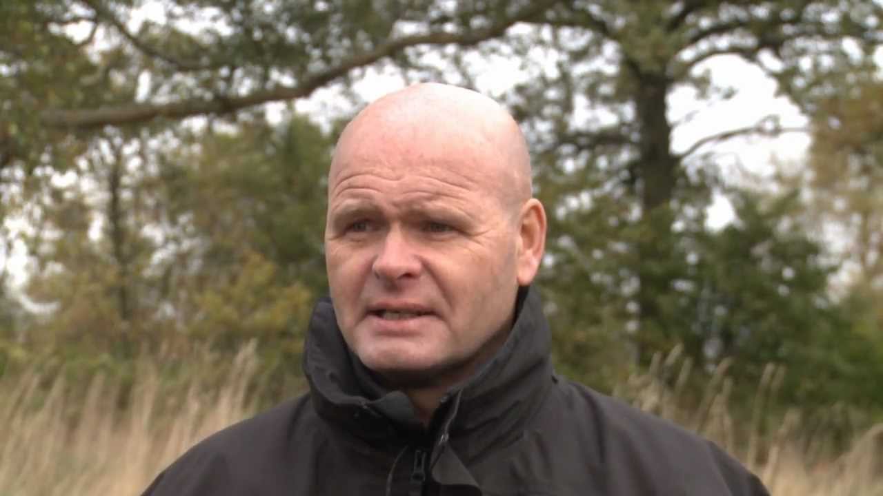 FLYVESTATION VÆRLØSE ÅBNER