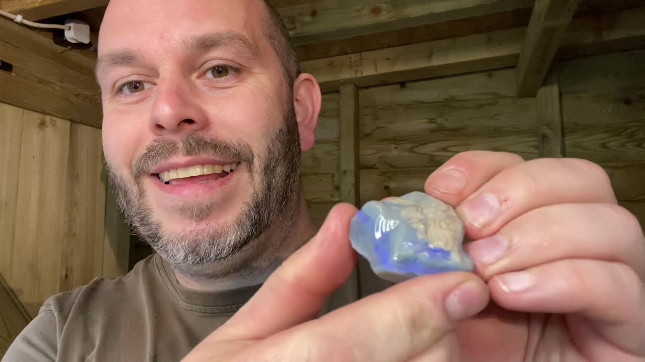 Australian black opal cutting and polishing , opulent opals , opal hunters