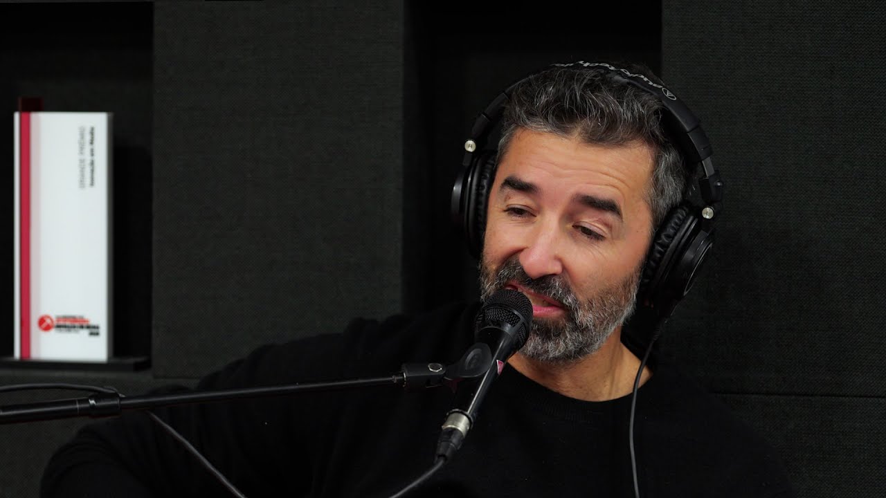 Rádio Comercial | Tiago Bettencourt canta 