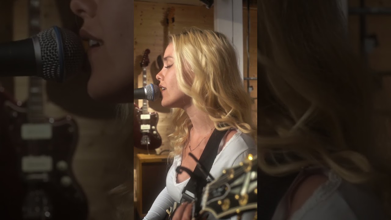 Ava Joe - Am I A Dreamer (live from Brandy Melville studio La)