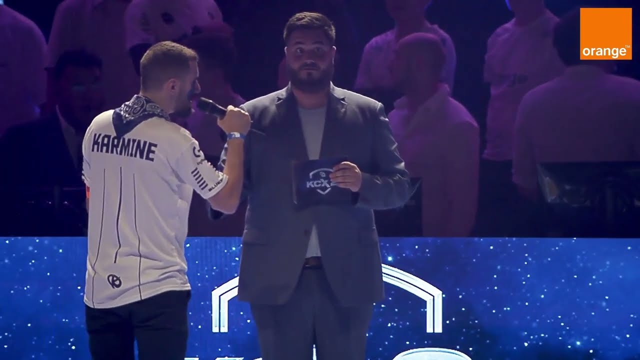 KCX de Kameto, un viewer un peu trop a l'aise et g&ecirc;nant prends la sc&egrave;ne en ot*ge!!!!