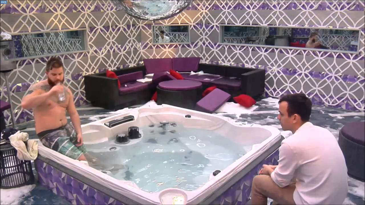 Big Brother Canada 4 - Dallas/Mitch Game Chat In The Hot Tub - Live Feeds