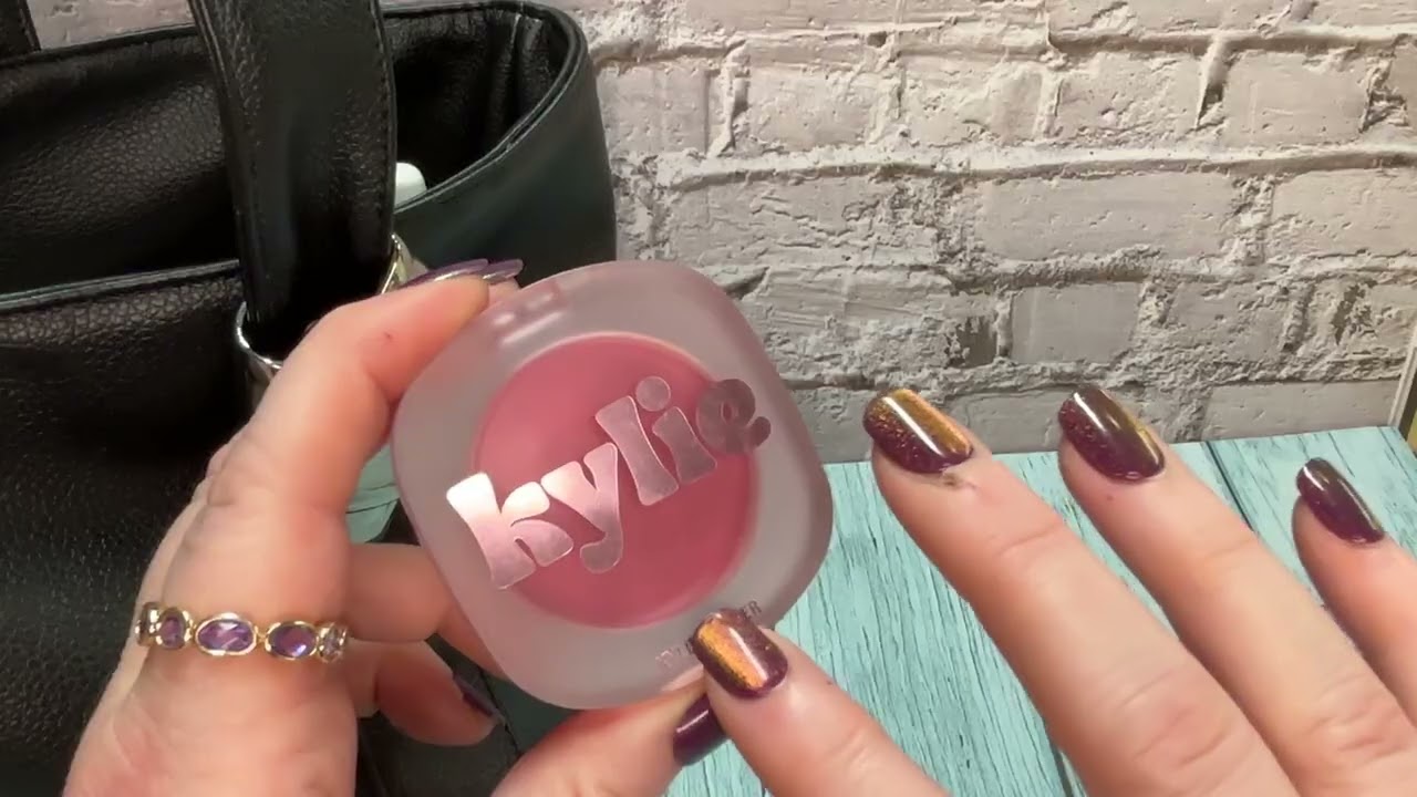 What's in my makeup bag? Kylie, Wet n Wild and more. #Whisper #asmrrummaging #asmrmakeup PART 1 💄