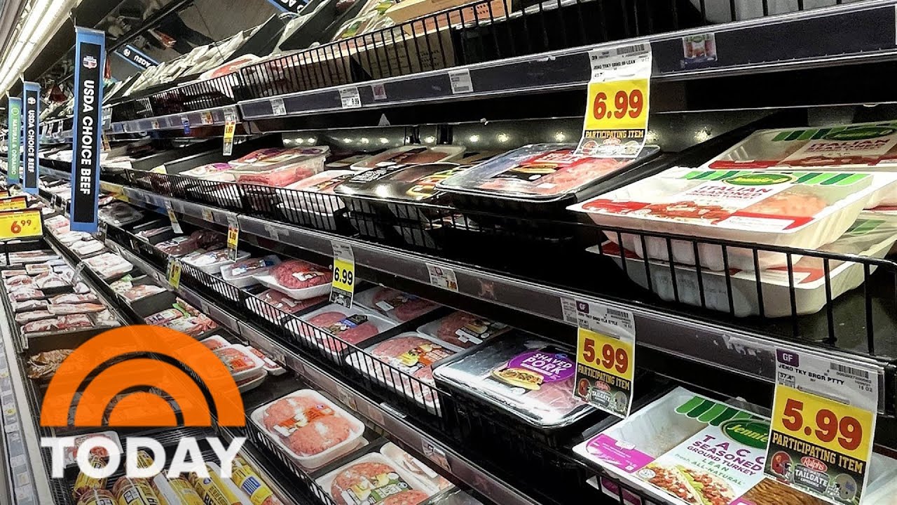 Grocery store prices drop for first time since September 2020