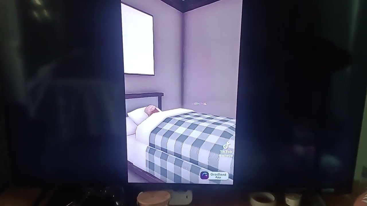 BERRY AVENUE HORROR SHORT COMMENT IF YOU WANT MORE