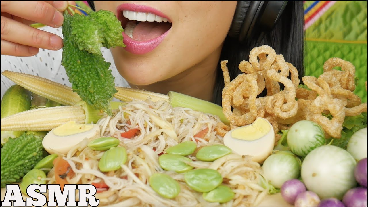 ASMR SPICY PAPAYA SALAD + RAW VEGGIES *กินส้มตำ (EATING SOUNDS) | SAS-ASMR