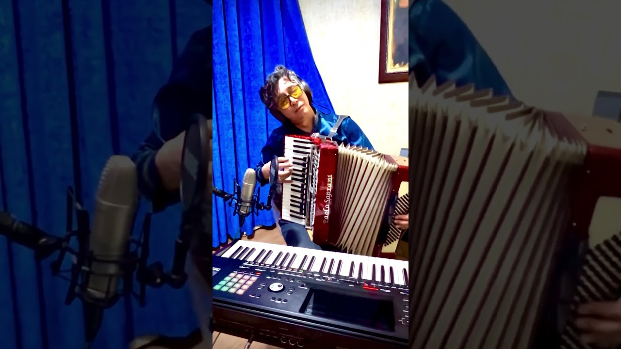 دل در آتش غم#azarbaijan #music #dancegenre #bako #podcast #actor #قارمان #قارمون#آکاردئون#pa5x #azar