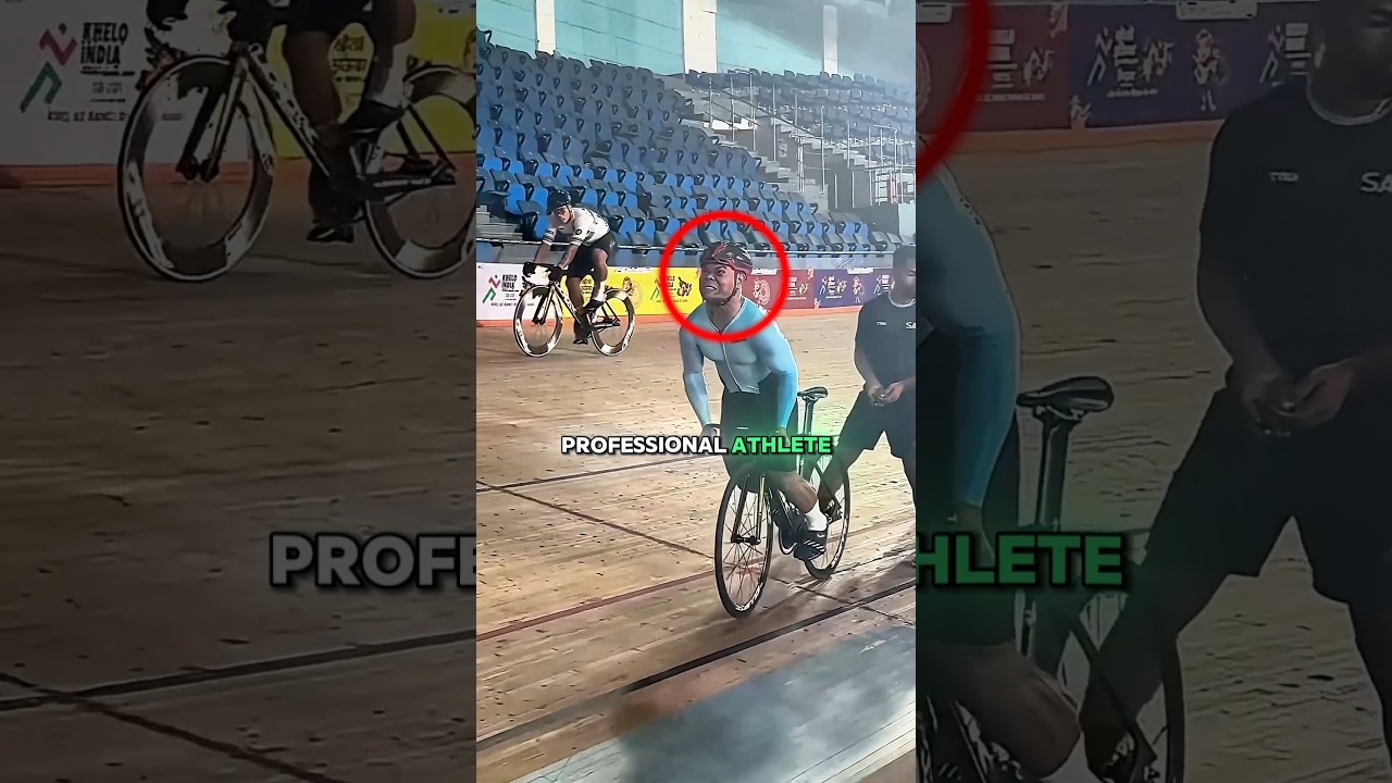 Почему он так сильно крутит педали! 😲