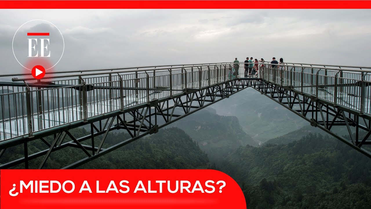 ¿Miedo a las alturas? China vuelve a retar al vértigo con esta plataforma de cristal | El Espectador