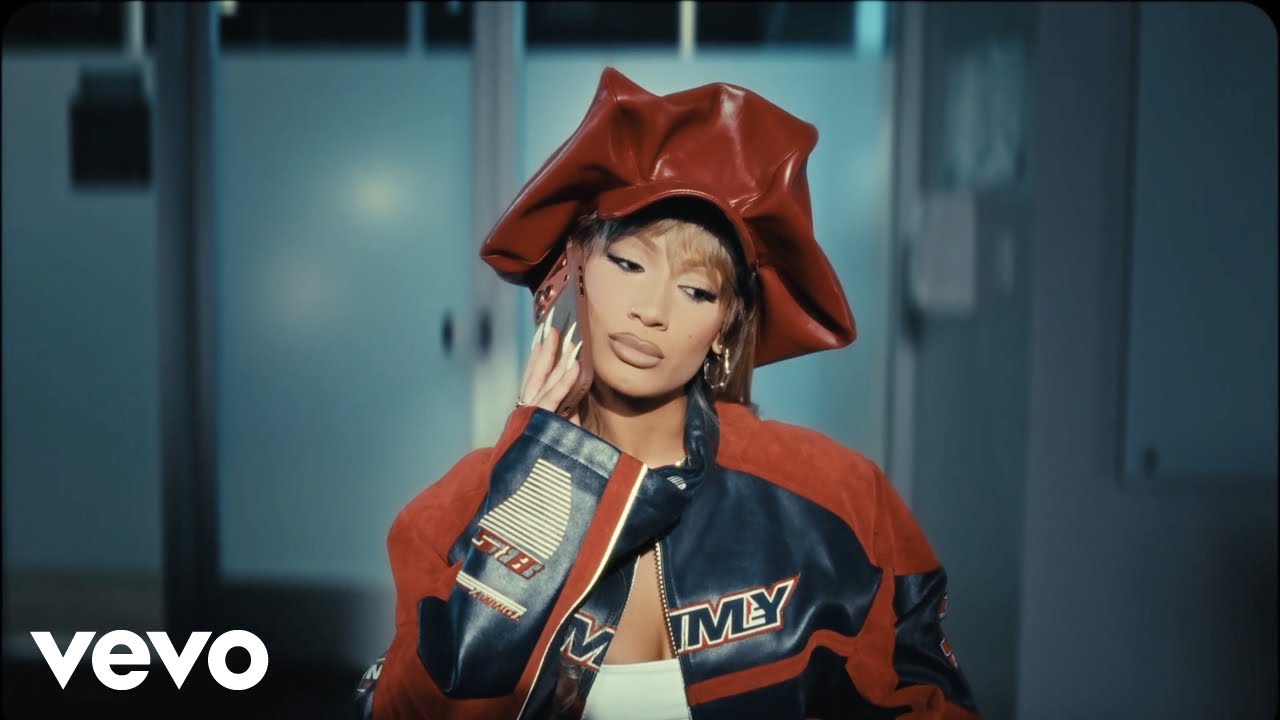 DaniLeigh - B&Oacute;G