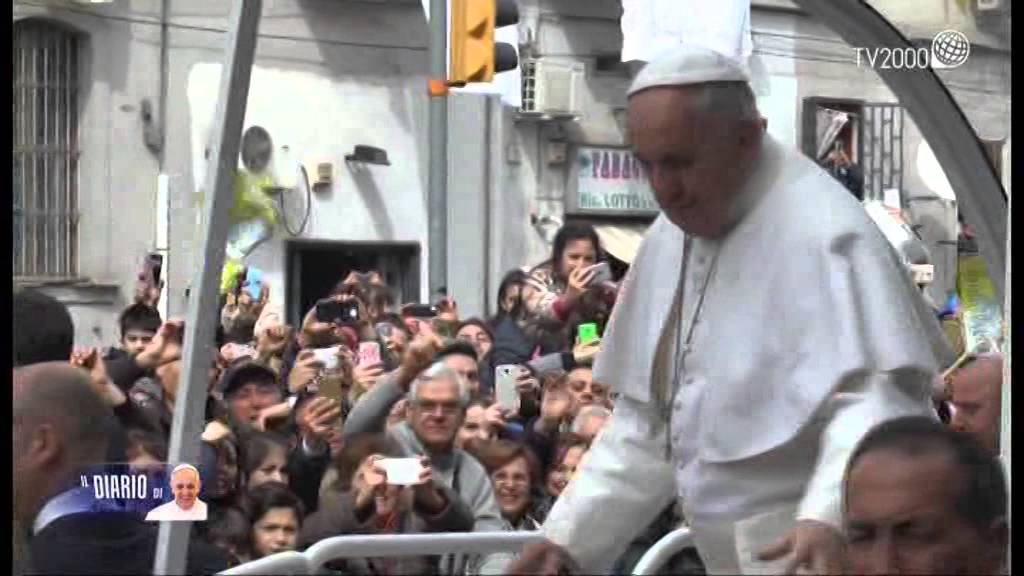 La visita di Papa Francesco a Napoli. L'arrivo a Poggioreale