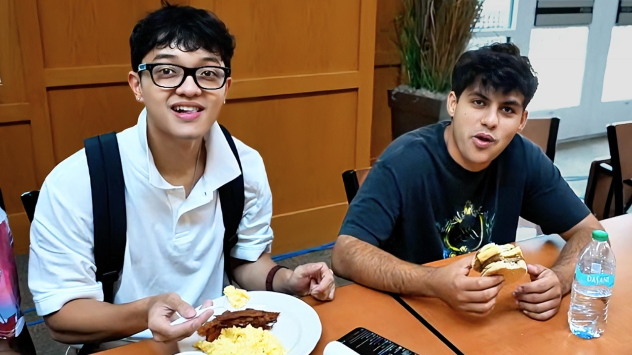 CORE's FIRST Breakfast Mukbang At Streamer University!