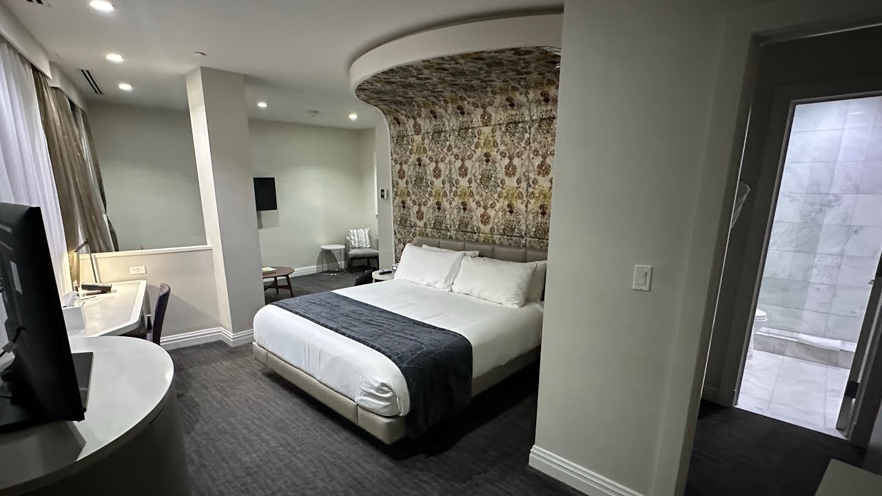 Dream Midtown by Hyatt - New York City Manhattan - 1 King Bed Studio Suite Gold - Review - Breakfast