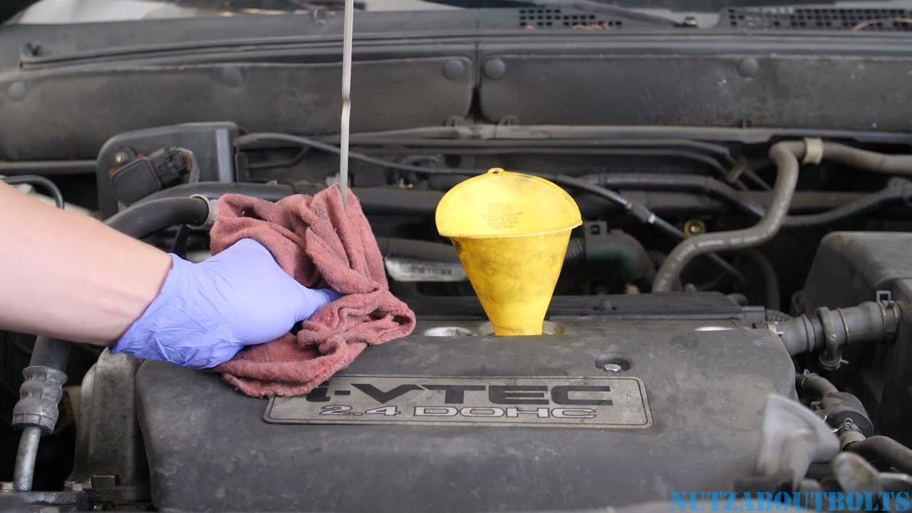 2002-2006 Honda CR-V Oil Change
