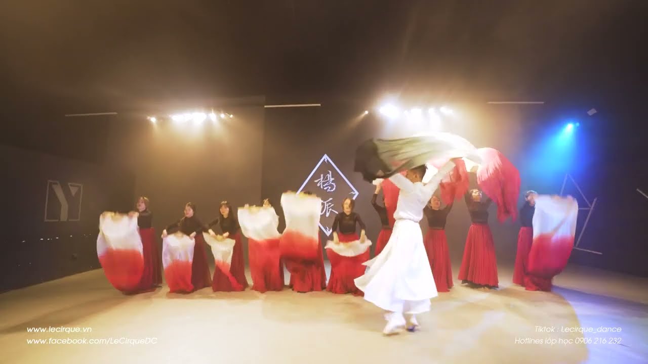 Phù Quang - Múa quạt lụa