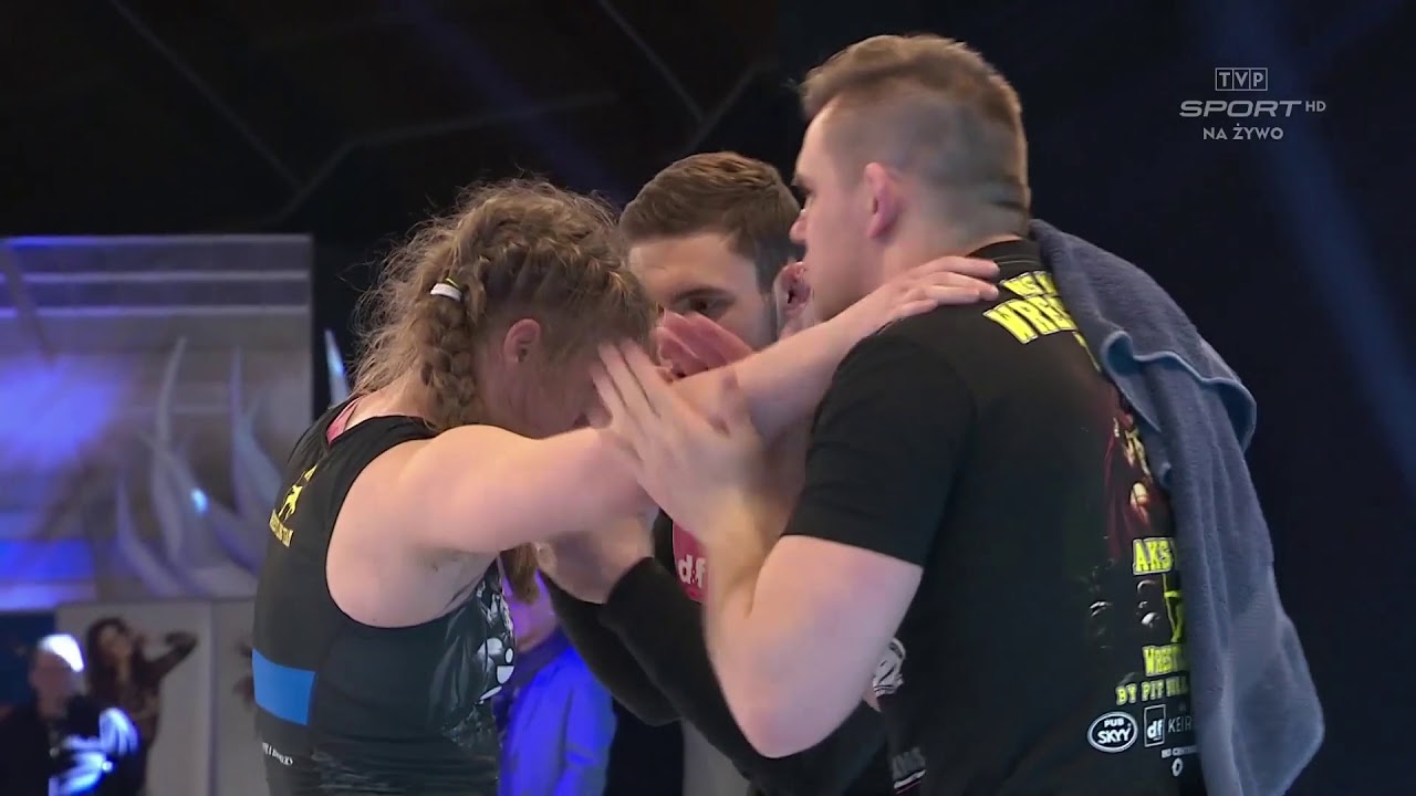 FW 75 kg: T. Yusein vs N. Strzałka (7/9)