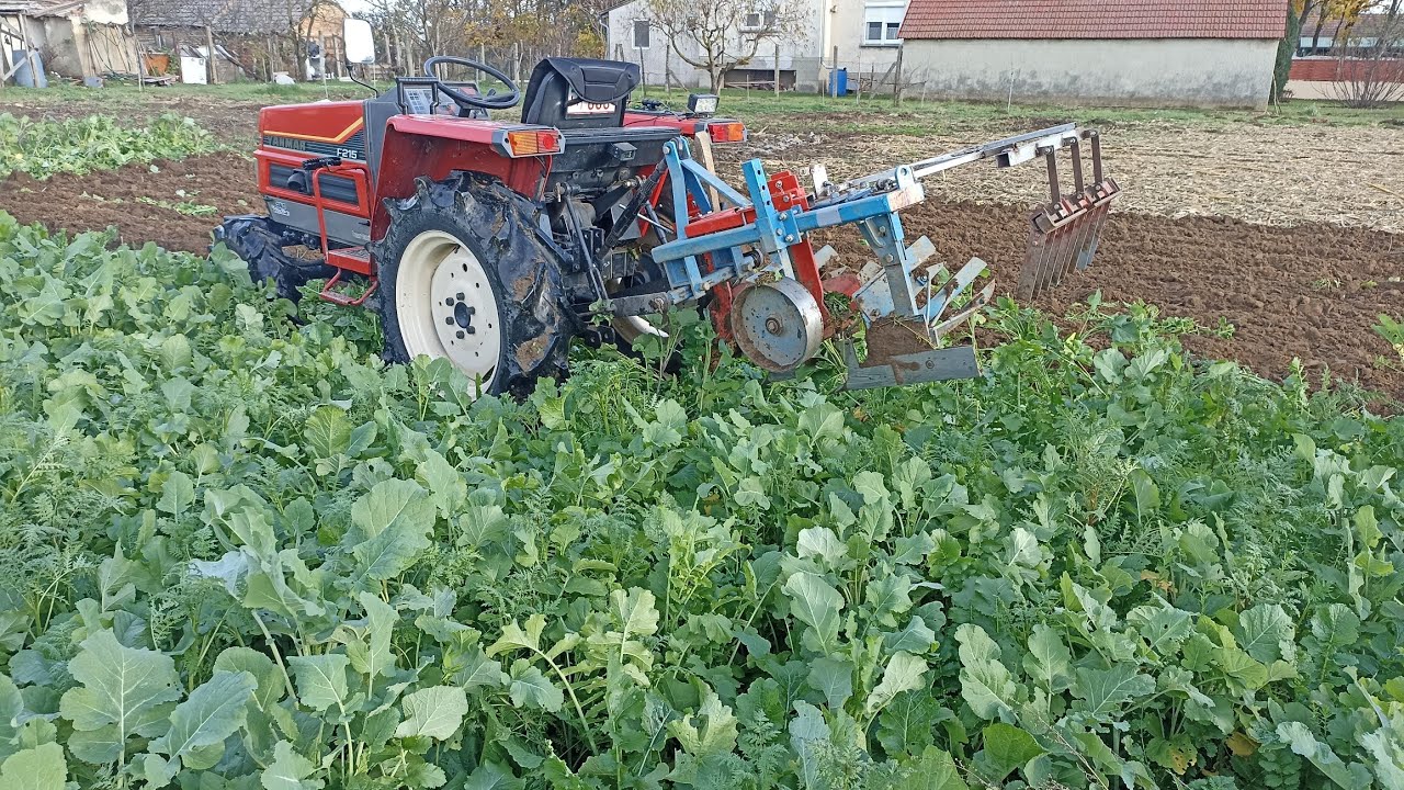Takarónövény direkt szántása, Yanmar F215+réselt és tuningolt eke