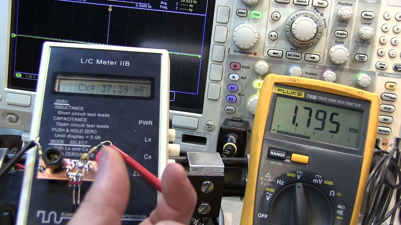 #147: Basics of Varactor Diodes | Voltage Controlled Oscillator VCO Example