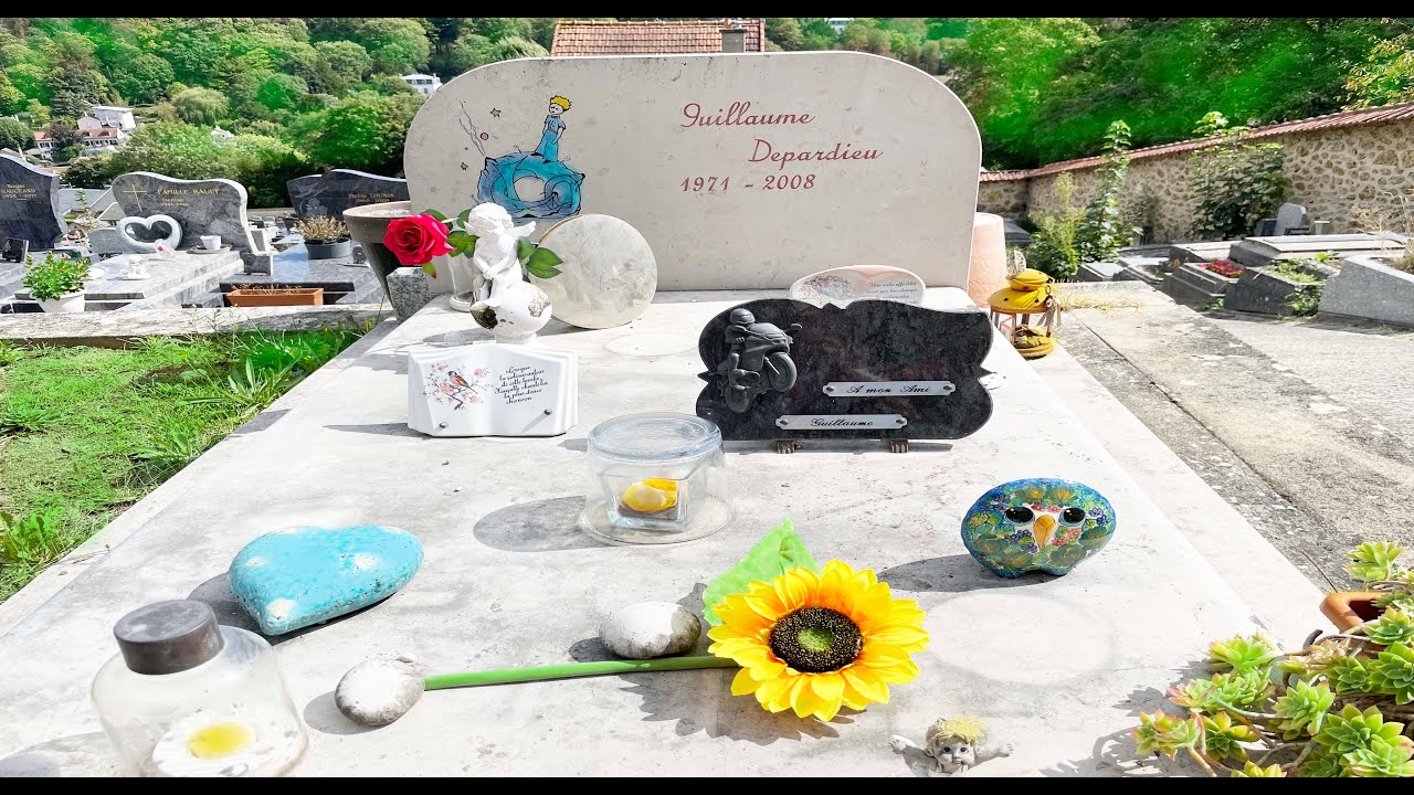 Tombe de Guillaume DEPARDIEU cimetière de Bougival, Yvelines