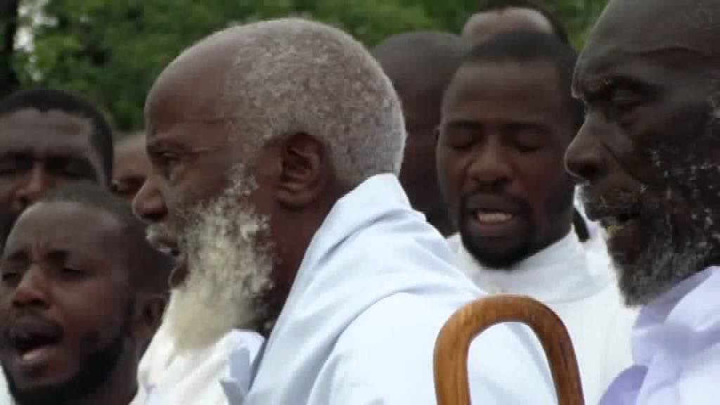 THE AFRICAN APOSTOLIC CHURCH  LED BY PAUL MWAZHA(MUNYARADZI MISSION )VTS 01 1