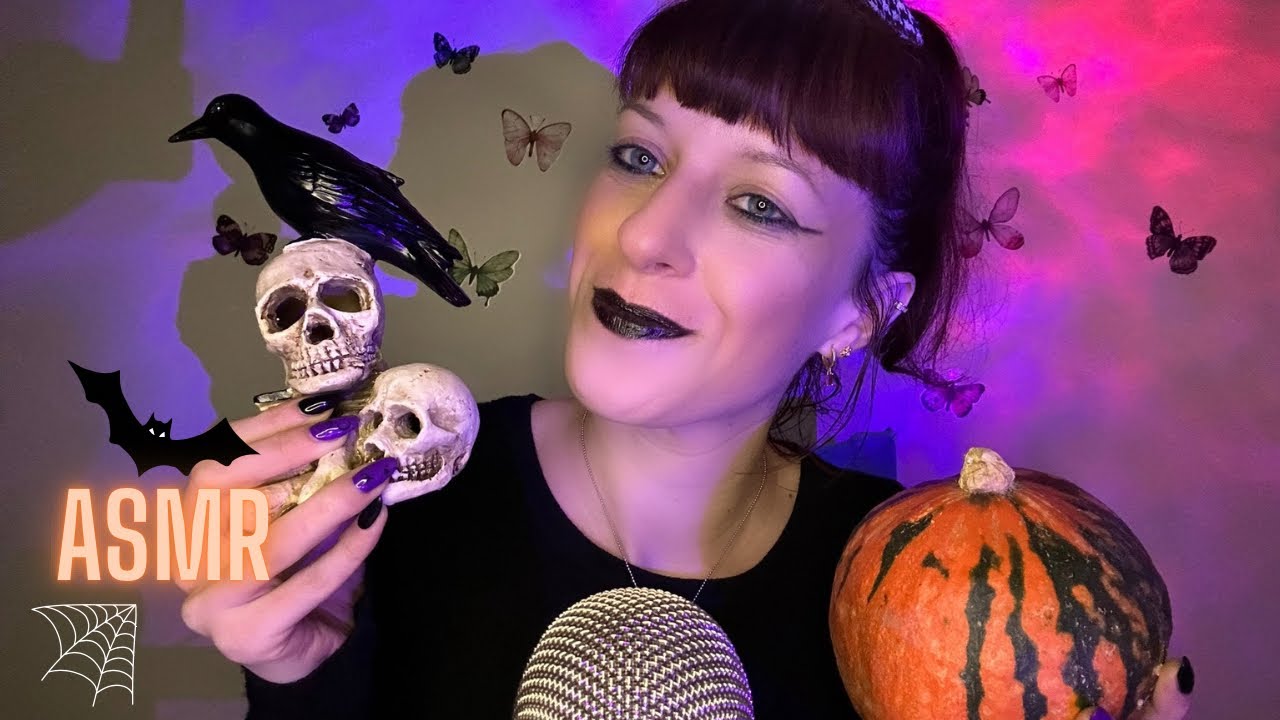 Asmr Halloween themed triggers 👻 Tapping Scratching, Whispering 🎃