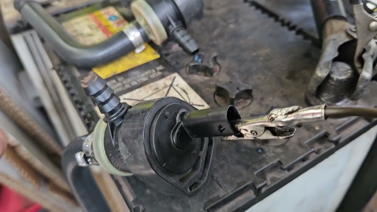 Mercedes crankcase Vent valve stuck closed