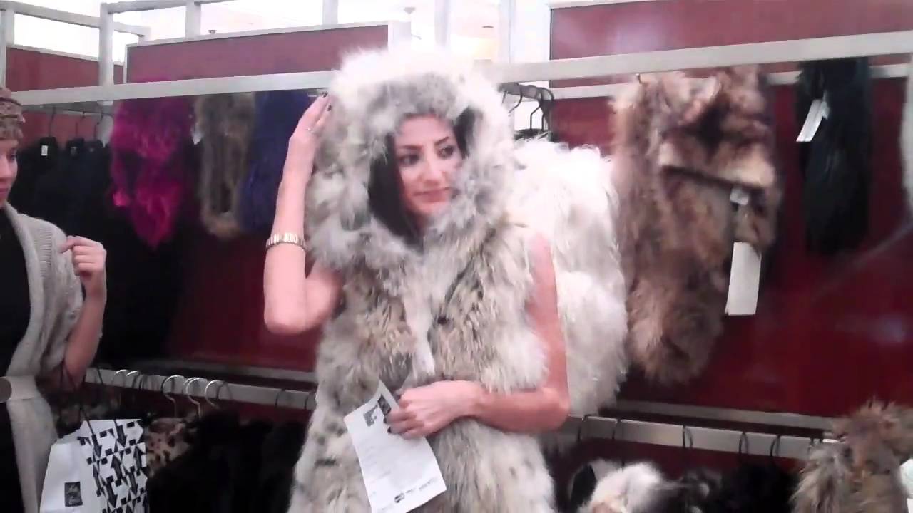 Fashion Night Out at Saks 5th Avenue