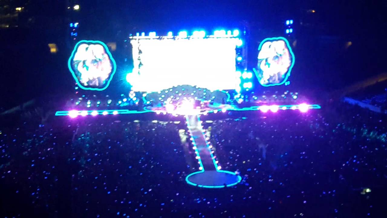 08/06/2016 - Coldplay Live, Philadelphia, PA - A Sky Full Of Stars/Up & Up... from the upper deck