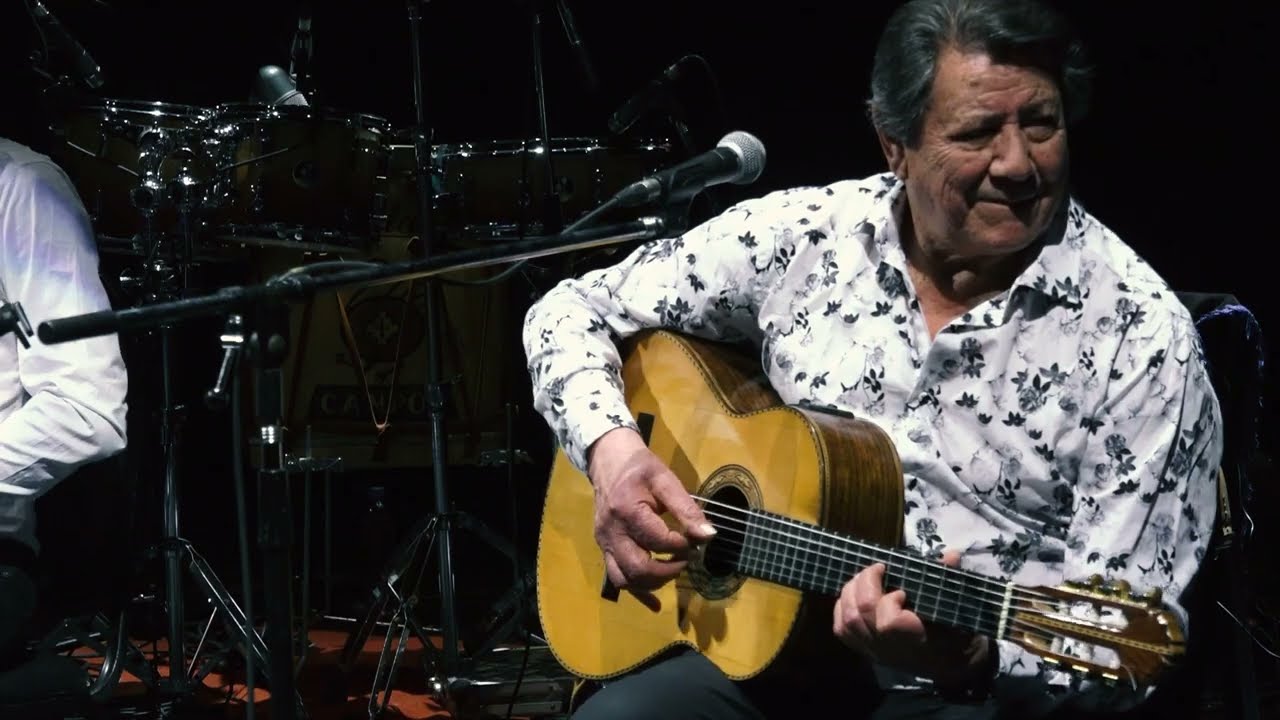 LOS CARABAJAL - La pucha con el hombre