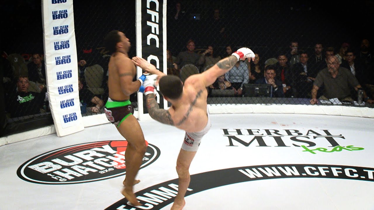 MUST SEE knockout of the YEAR!  | Santo Curatolo CFFC 69