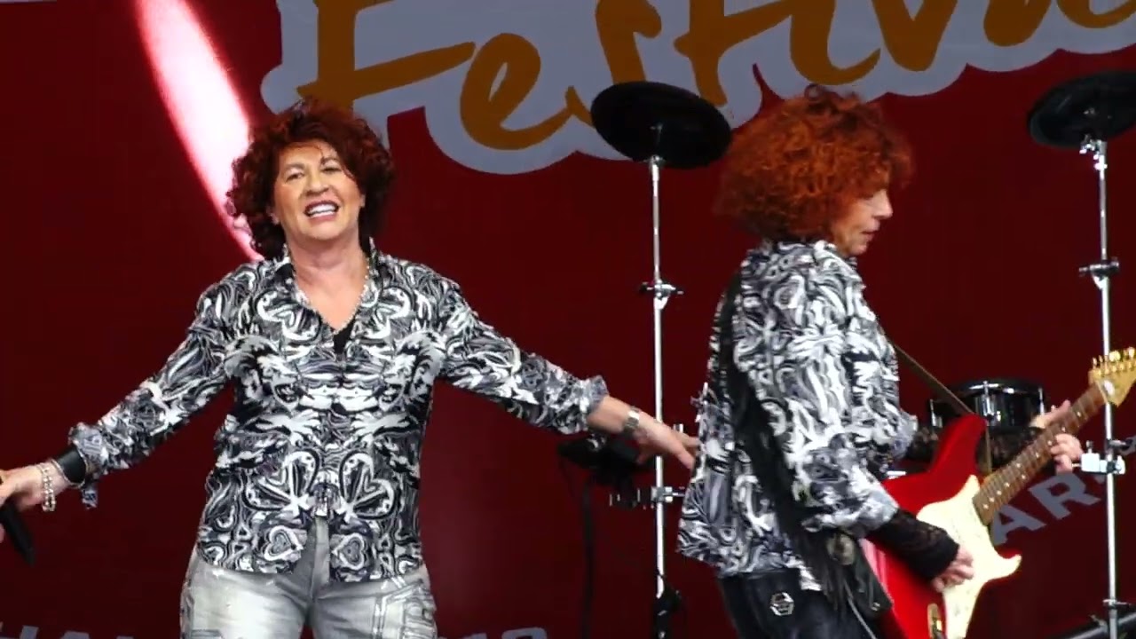 CORA beim Radioschlagerfestival am 24.5.25 in Neuruppin  Hangar 312