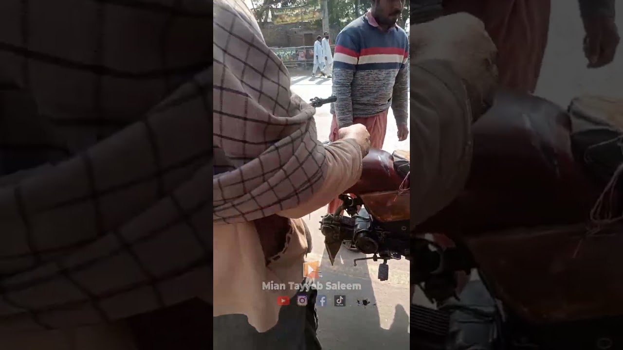 چاچا جی کے رکشہ کا بیرنگ ٹوٹ گیا تھا 😥 پریشان تھے 😌 انکو مکینک کے پاس لے..#helpingothe #kindness  