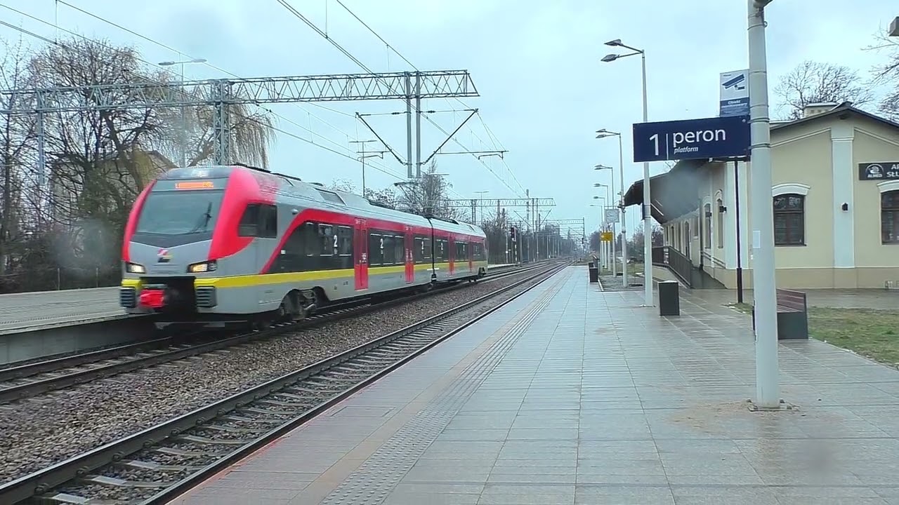 Stacja Piotrków Tryb i pociągów parę I 6.02.2022