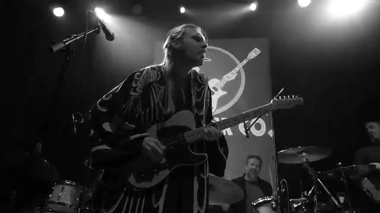 Minneapolis Guitar God - Dylan Salfer solo