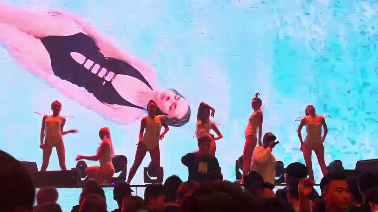 Show gogo dance para Cerveza Sol - First Club, Yancheng, China 