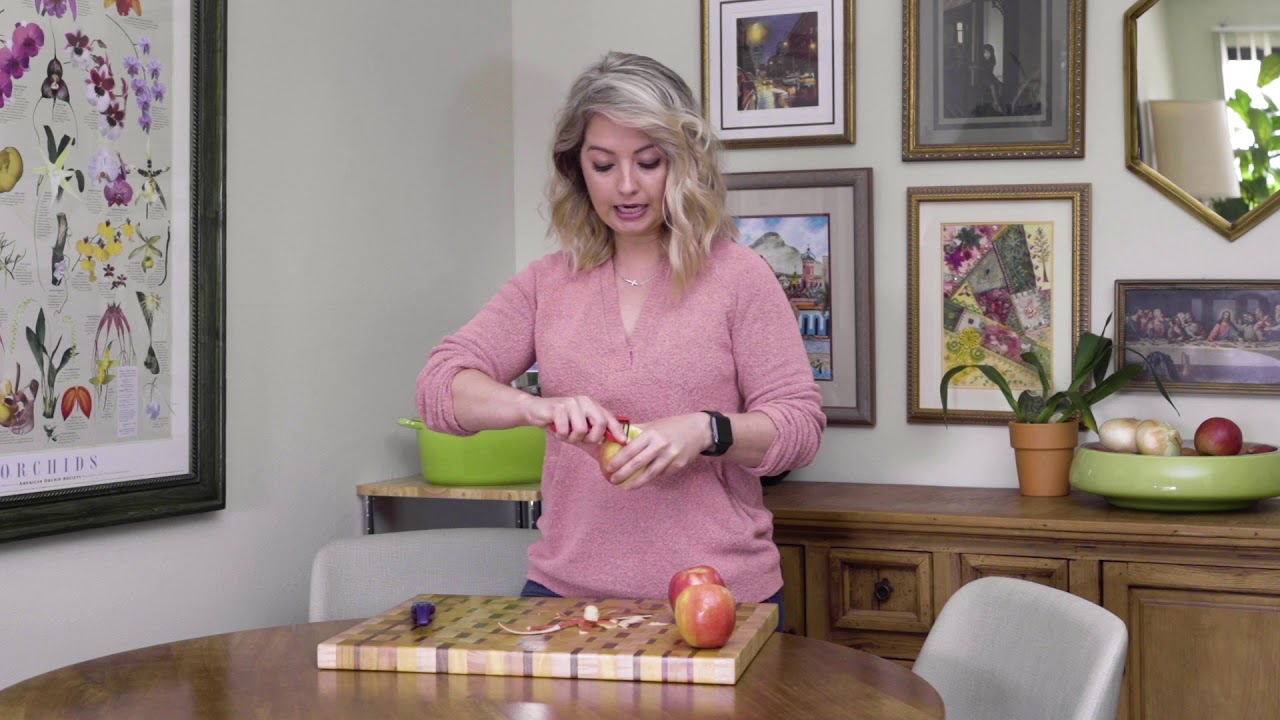 How to peel an apple