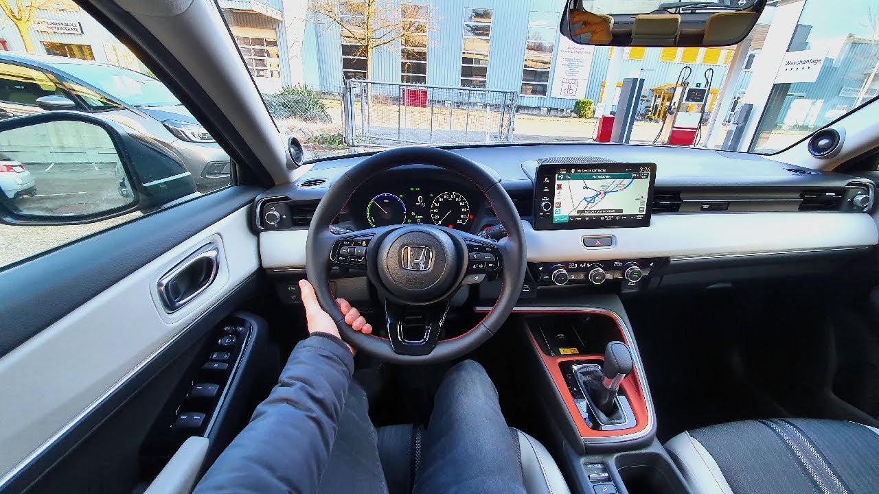 New Honda HR-V Hybrid 2022 Test Drive POV
