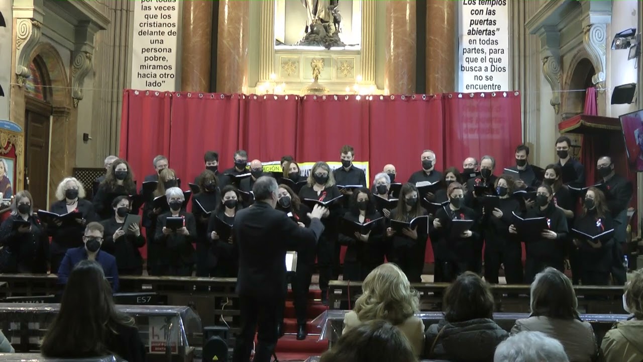 Coro Maravillas  & Coro Atrium -  O crux (F. Sor)
