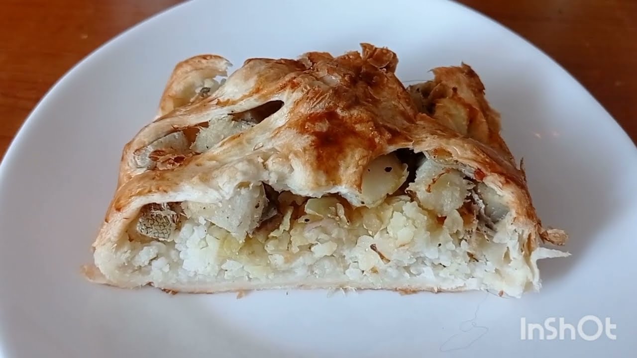 Рыбный пирог очень простой но очень вкусный!!!
