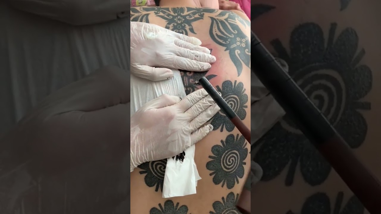 Tato tapak iban Simbol simbol sakral Dayak #dayak #budaya Borneo Indonesia