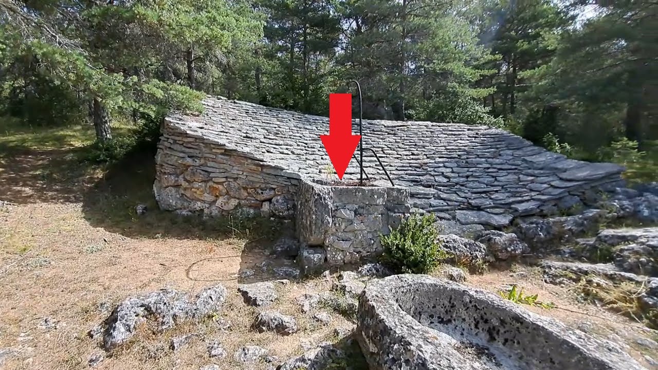 j'ai mis mes caméras dans une vieille citerne #aveyron #eau