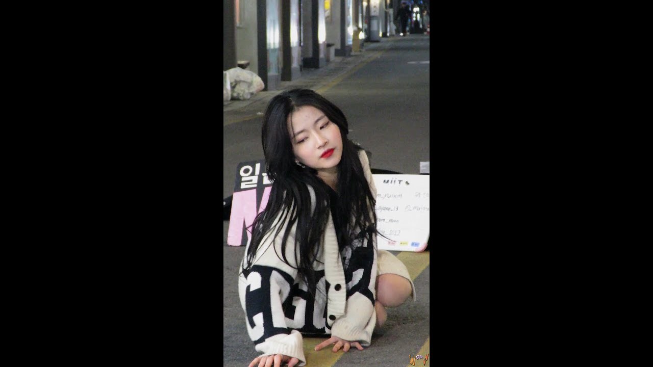 2019.03.17 댄스팀 무토(Müt): 서영 - 가시나+위아래 #신촌 거리버스킹#