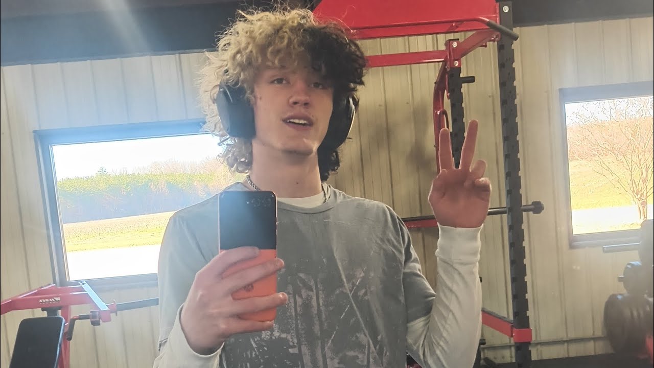 1st ever video (back and bis) 