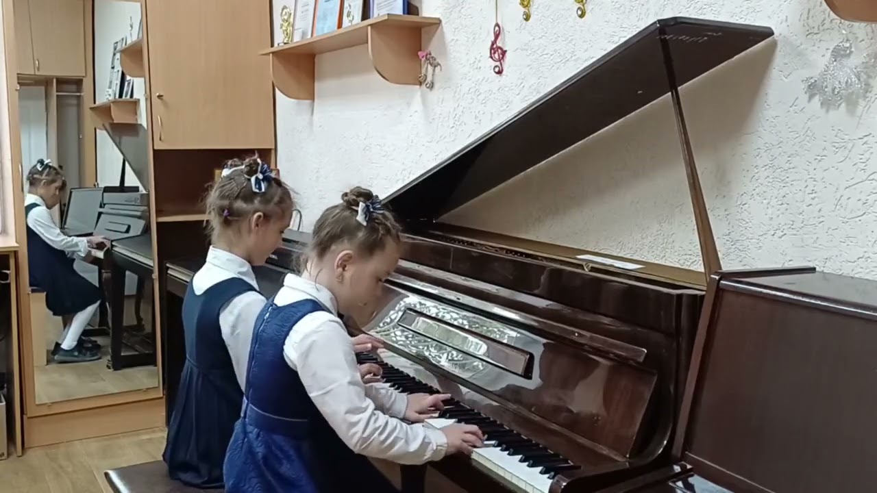 Купцова Анастасія та Сисоєва Таїсія. Р.Петерсен «Старий автомобіль»