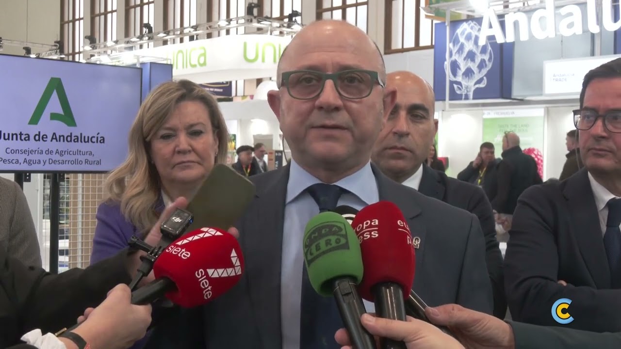 La Junta entrega ayudas a 3.200 agricultores para modernizar sus explotaciones